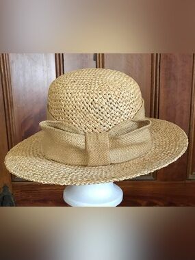 Vintage Italian Boho Edwardian-inspo Beige Straw Hat with Burlap Bow